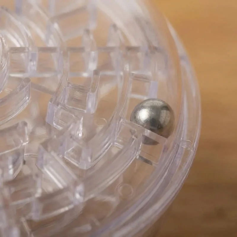 3D Labyrinth Ball Puzzle — Medium 100-Barrier Maze Challenge - 3